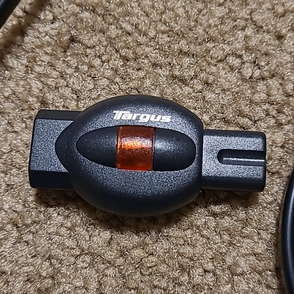 Targus mini mobile surge protector